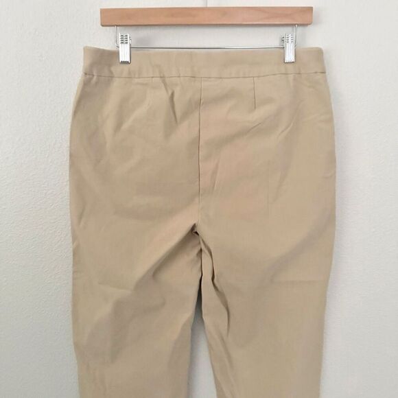 CHICO'S | So Slimming Khaki Crop Pants Pull On Slim Pants | Size 2.5 (Large, 14) - Picture 5 of 7
